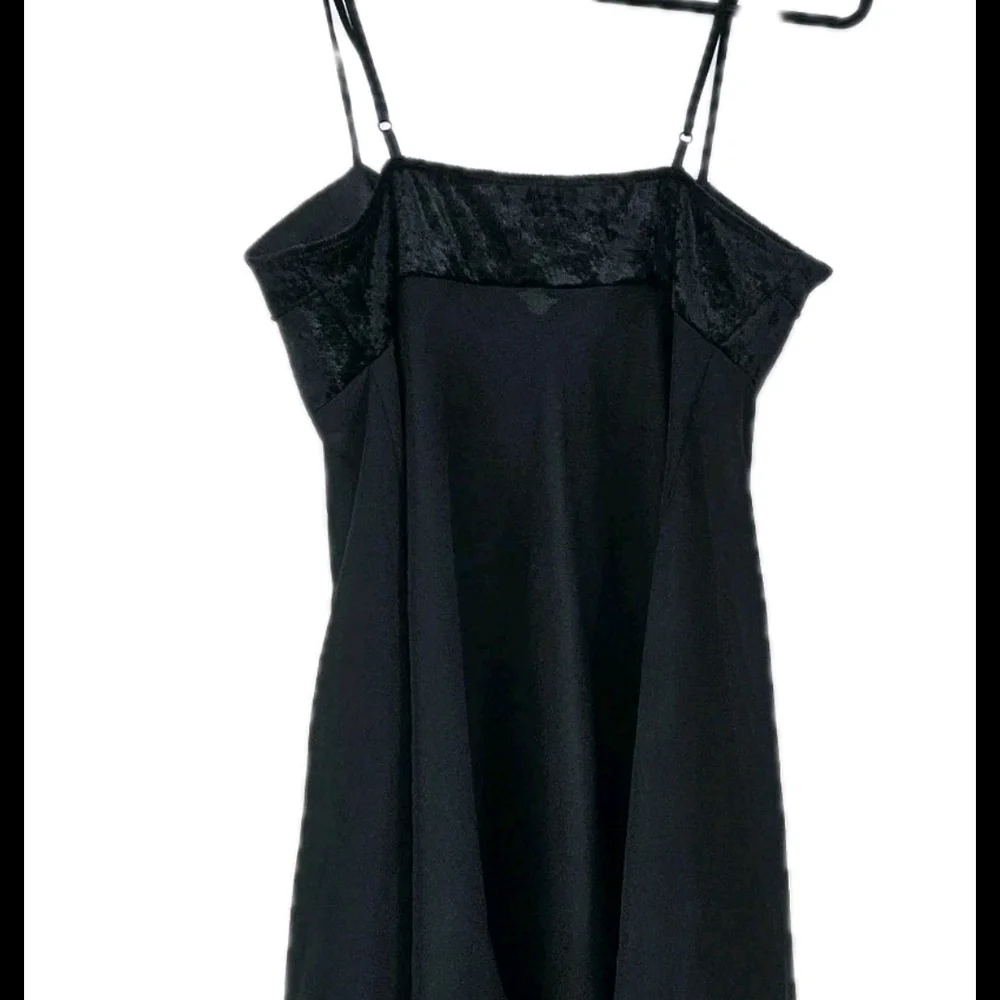 Vintage 90s Victoria Secret Velvet Top Chemise Night Gown